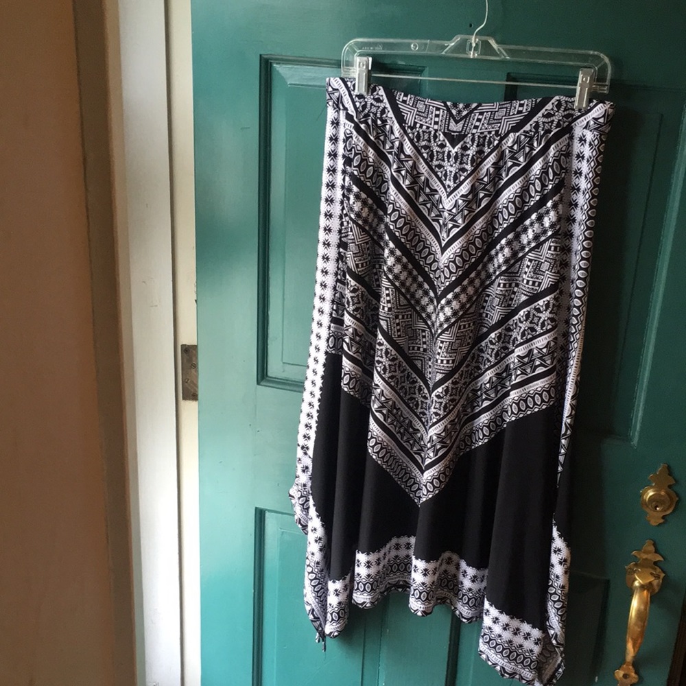 JM collection skirt